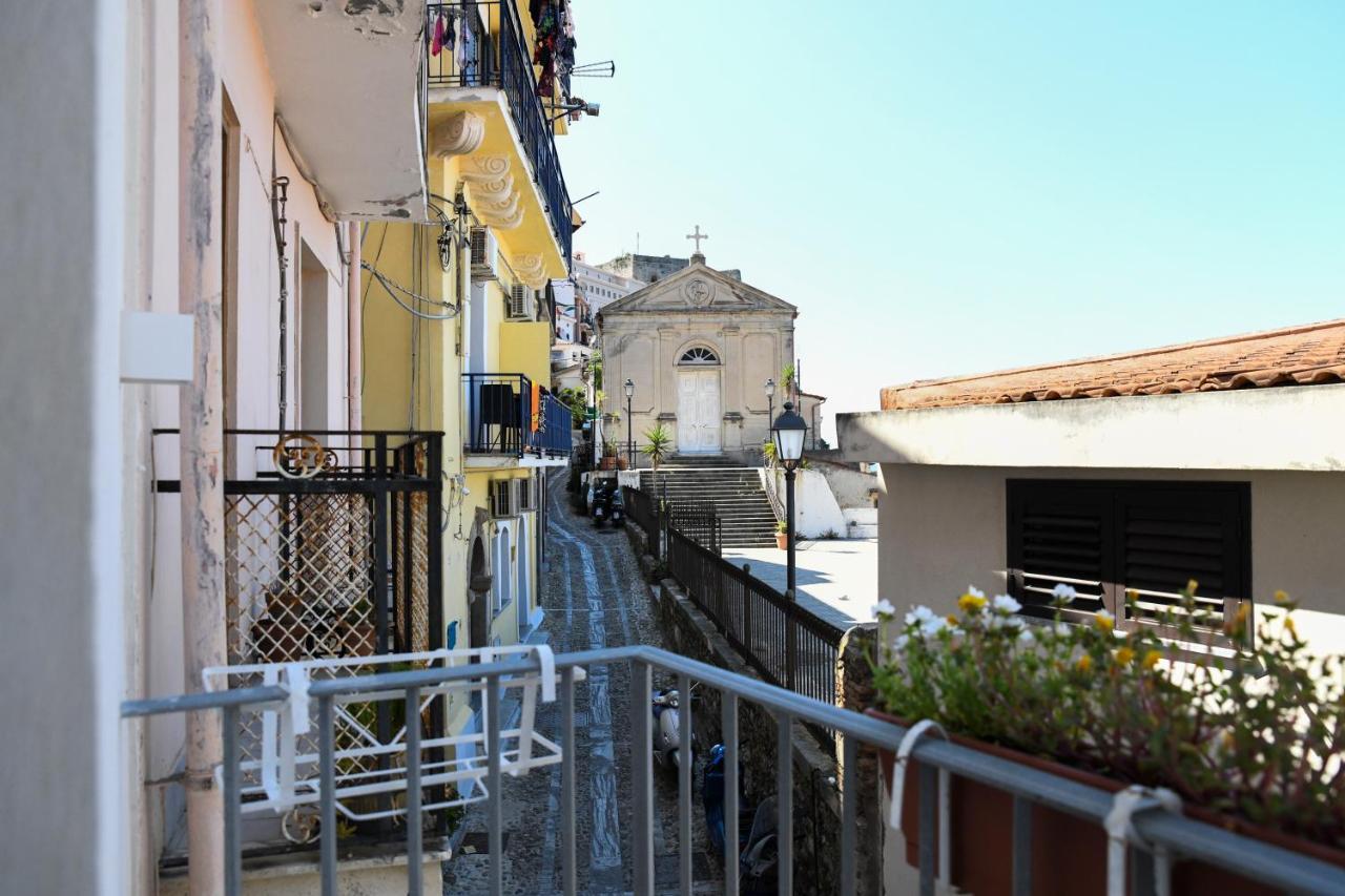 Signora Tita B&B Chianalea - Scilla Exterior foto